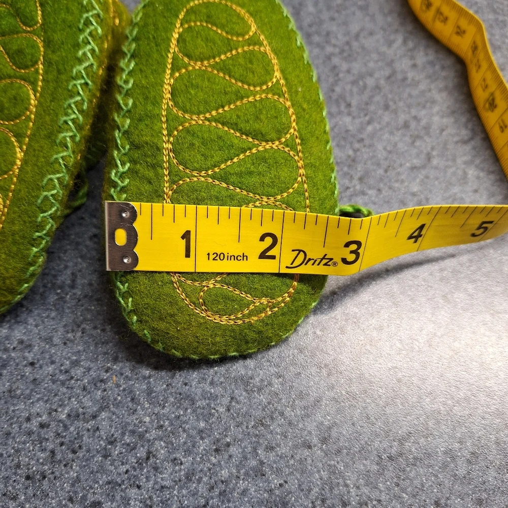 Felted Wool Embroidered Tie  Baby Moccasin, Made in Pakistan